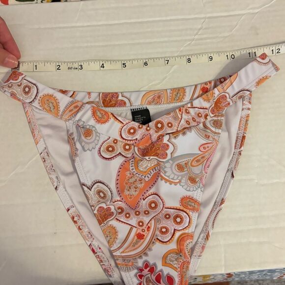 Cider Boho Paisley Bikini Bottoms Size Medium - Picture 6 of 6